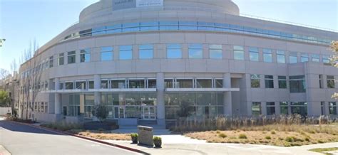 Apple buys big Cupertino office building as real estate footprint grows